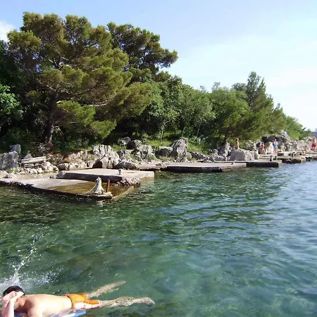 15 Διαμέρισμα *