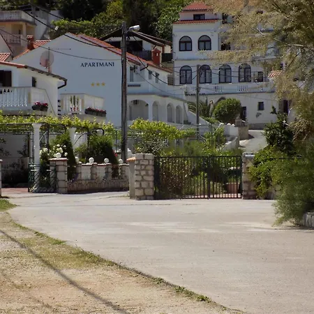 15 Διαμέρισμα Lopar