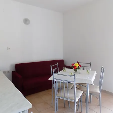 15 Apartment *